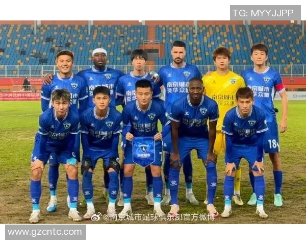 南京足球队在锦标赛中的速度优势与战术分析